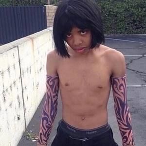 Meet your Posher, Carson